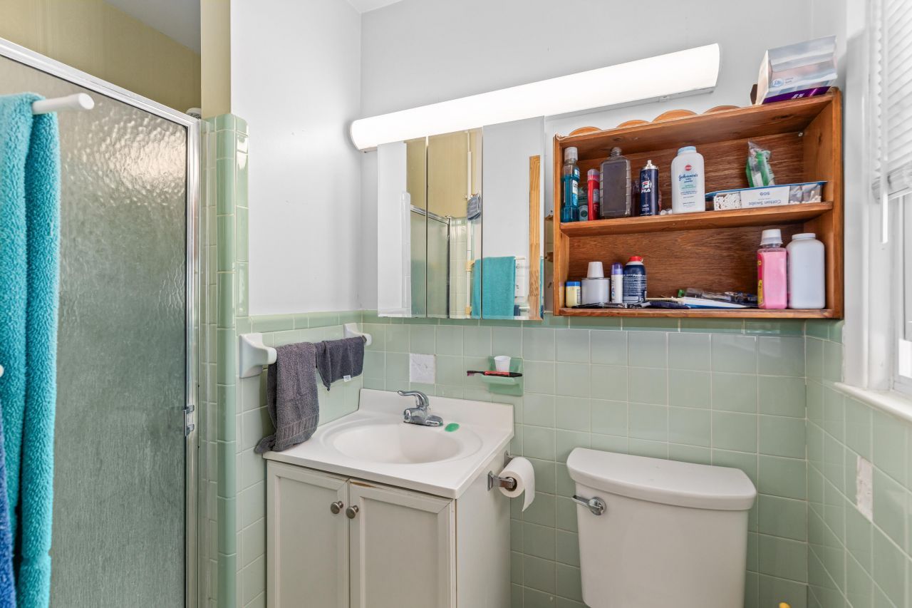 4744 Holbird Street Photo 14