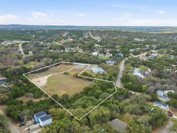 226 Lake Pettit Dr DR, Canyon Lake, TX 78133