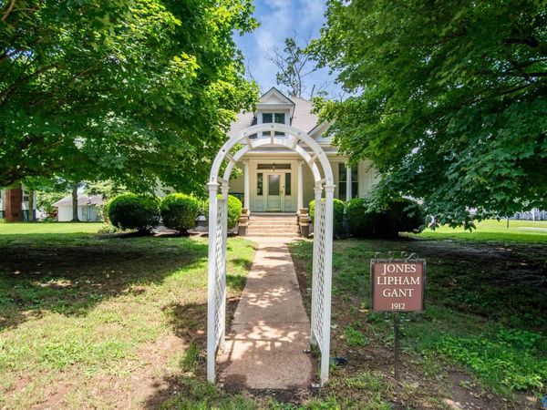 25374 Children Street, Elkmont, AL 35620