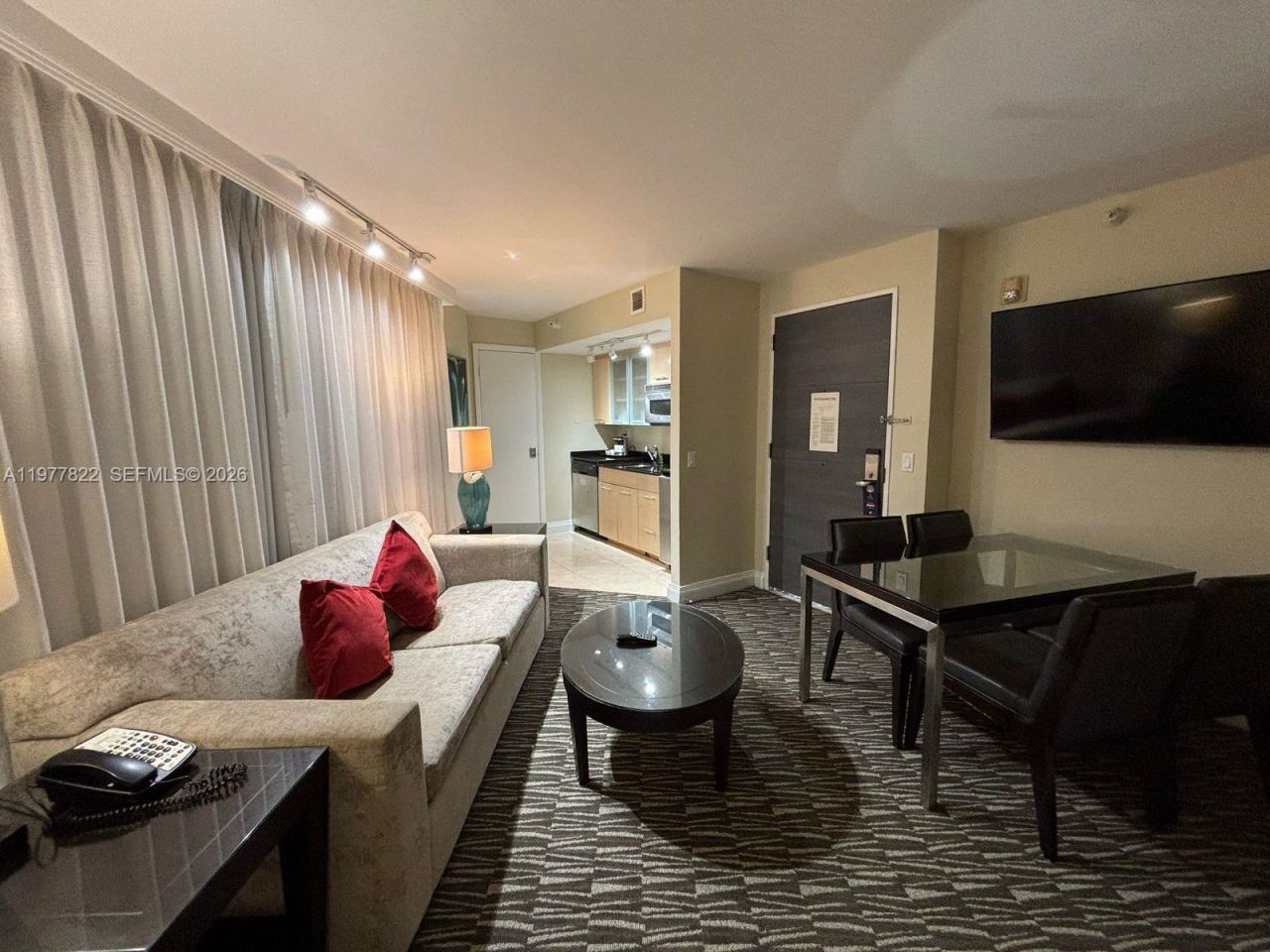 2670 E Sunrise Blvd , Unit 302, Fort Lauderdale, FL 33304 Photo