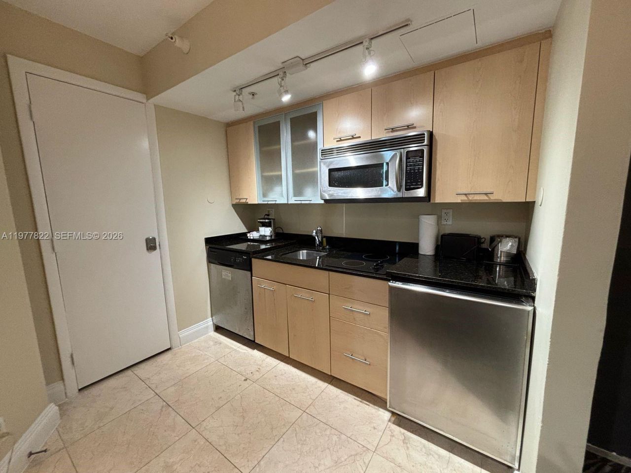 2670 E Sunrise Blvd , Unit 302, Fort Lauderdale, FL 33304 Photo