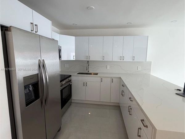 6070 W 19th Ave, Unit 315, Hialeah, FL 33012