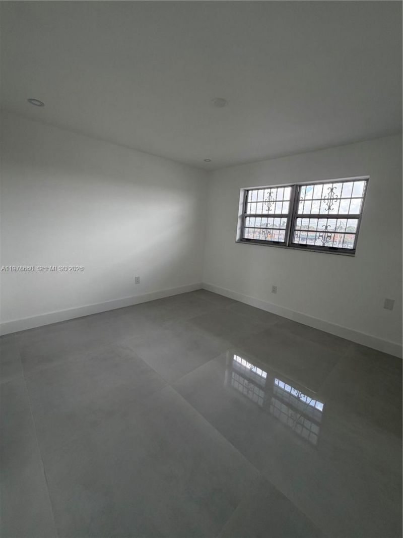 6070 W 19th Ave, Unit 315, Hialeah, FL 33012 Photo