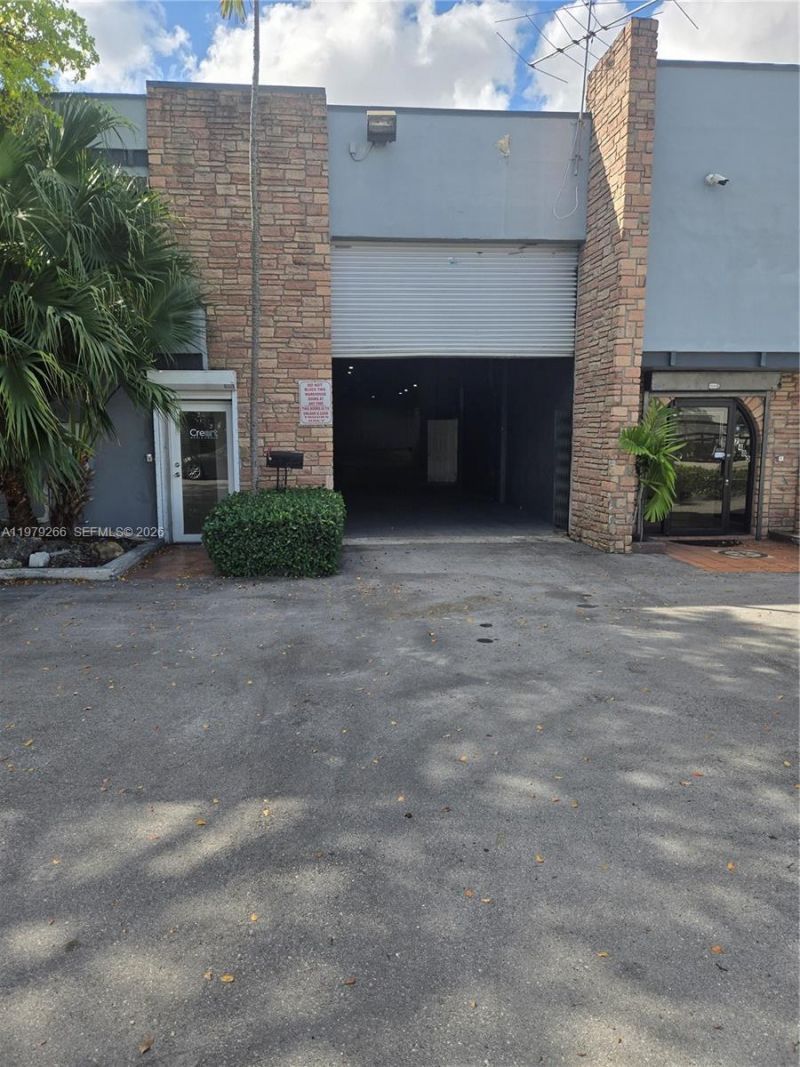 7480 NW 52nd St, Miami, FL 33166 Photo