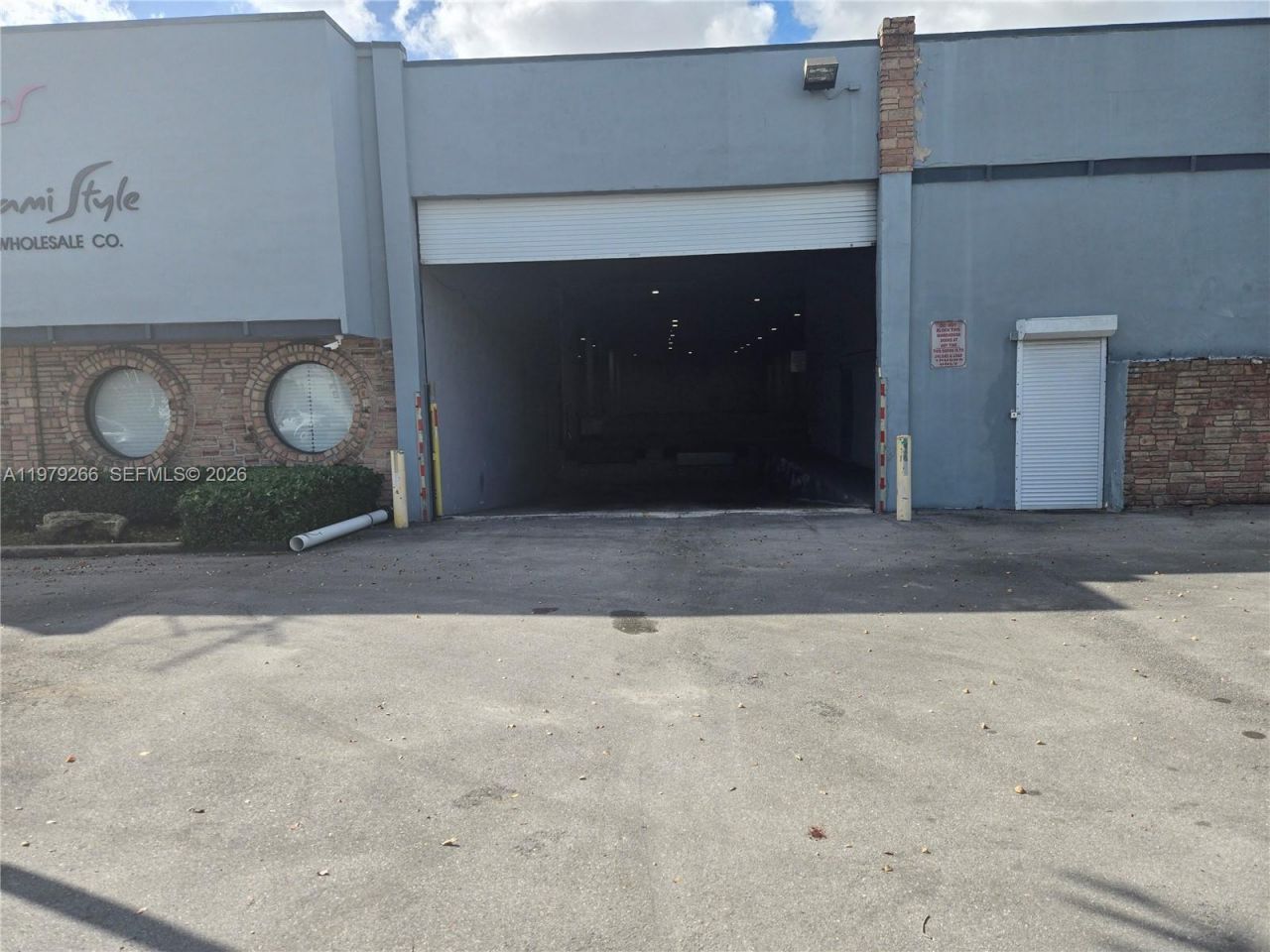 7480 NW 52nd St, Miami, FL 33166 Photo