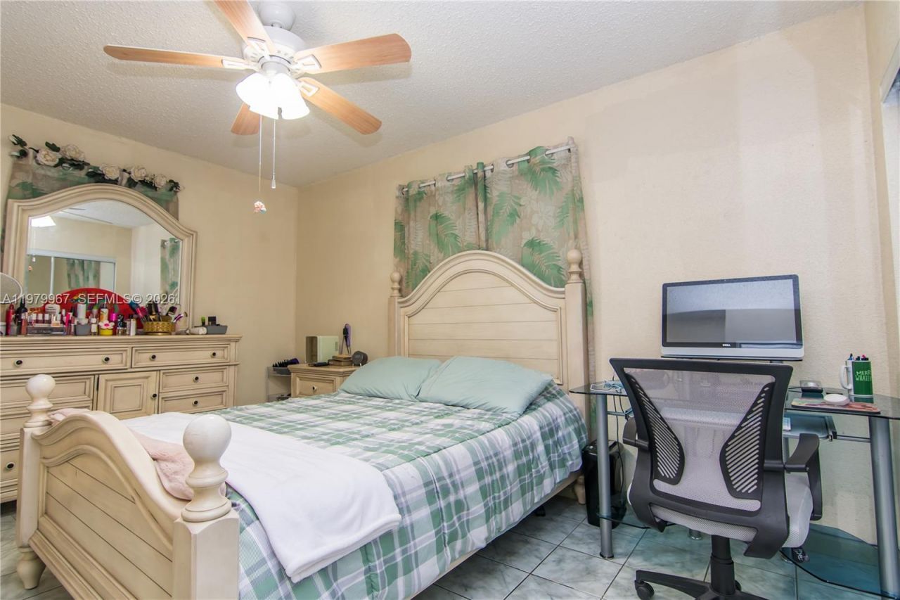 1300 NW 9th St, Homestead, FL 33030 Photo