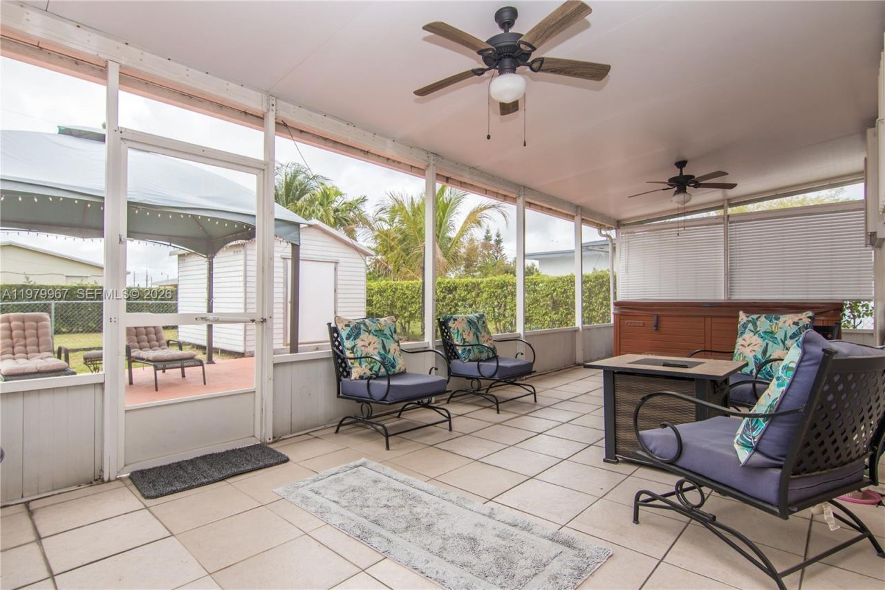 1300 NW 9th St, Homestead, FL 33030 Photo