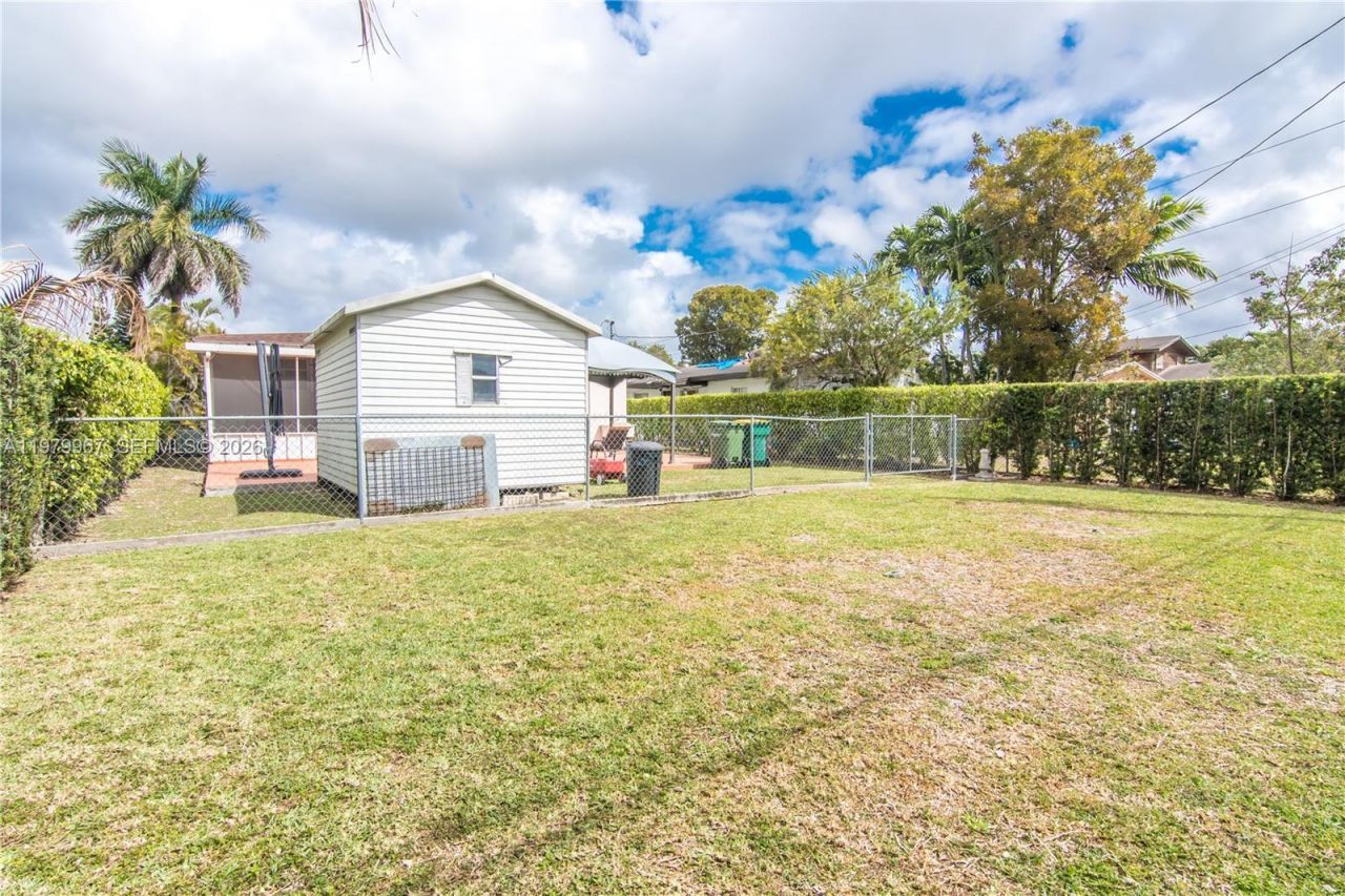 1300 NW 9th St, Homestead, FL 33030 Photo