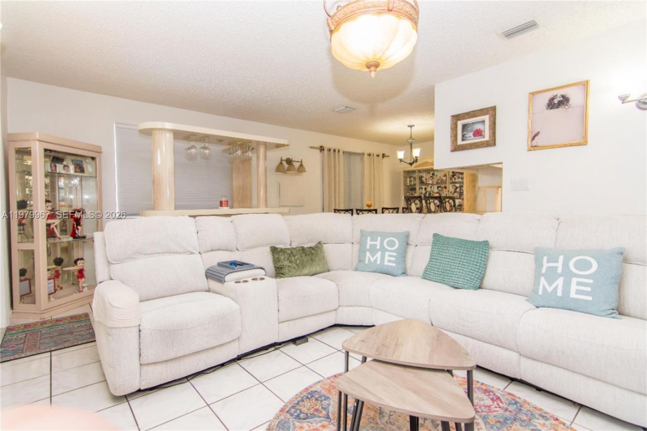 1300 NW 9th St, Homestead, FL 33030 Photo