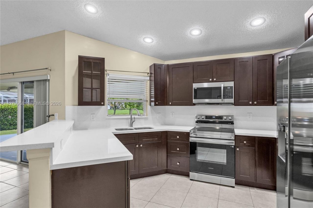 3562 W Southern Orchard Rd W, Davie, FL 33328 Photo