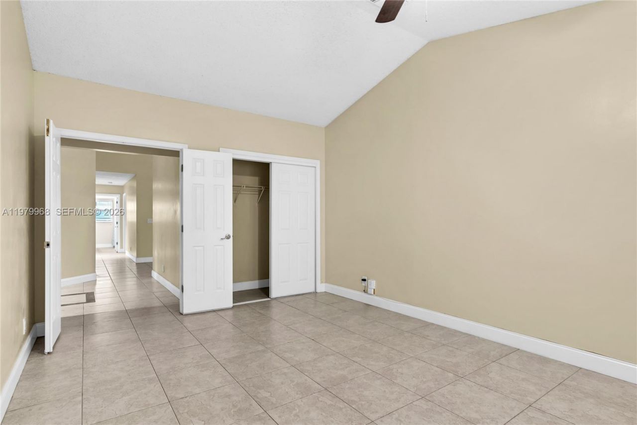 3562 W Southern Orchard Rd W, Davie, FL 33328 Photo