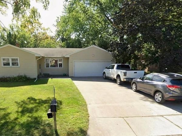 184 PLUMMER COURT, Neenah, WI 54956
