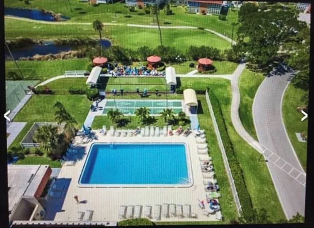 36 Pine Arbor Lane, Unit 202, Vero Beach, FL 32962 Photo