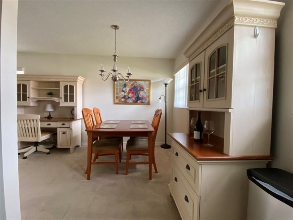 36 Pine Arbor Lane, Unit 202, Vero Beach, FL 32962 Photo