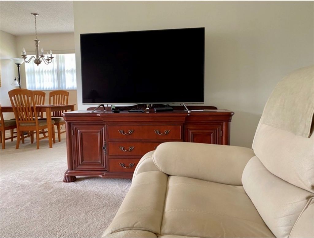 36 Pine Arbor Lane, Unit 202, Vero Beach, FL 32962 Photo