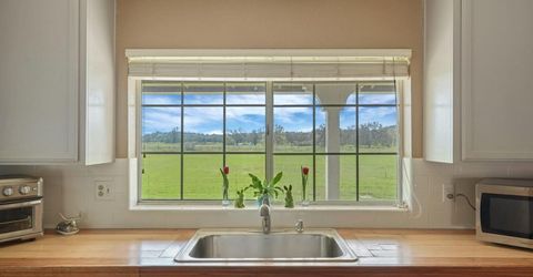 236 Creekview Ln, Wallace, CA 95254 Photo