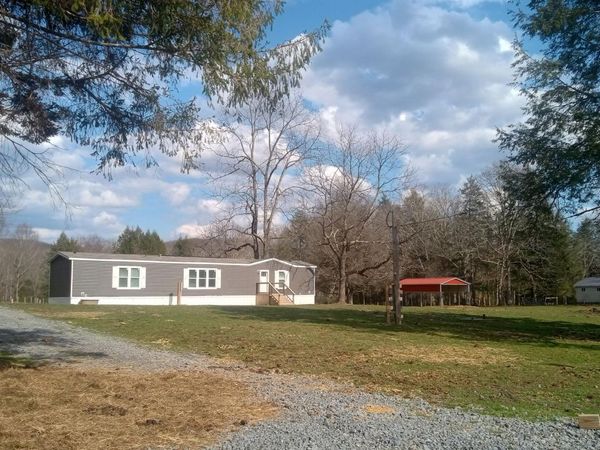 18406 Stanaford Rd, Danese, WV 25831