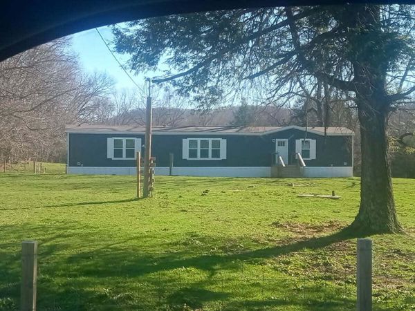 18406 Stanaford Rd, Danese, WV 25831