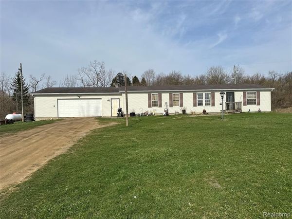 4810 Plain Rd, Dayton Twp, MI 48760