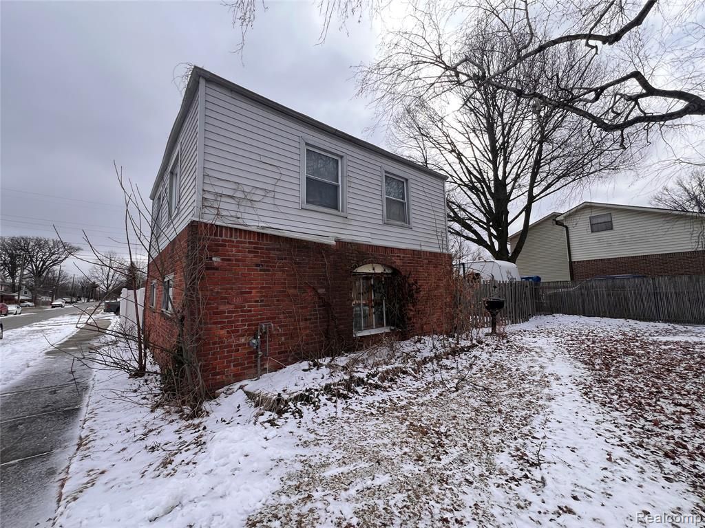 4401 Hipp Street, Dearborn Heights, MI 48125 Main Photo