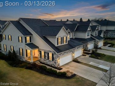 42893 Cardinal Way, Novi, MI 48375