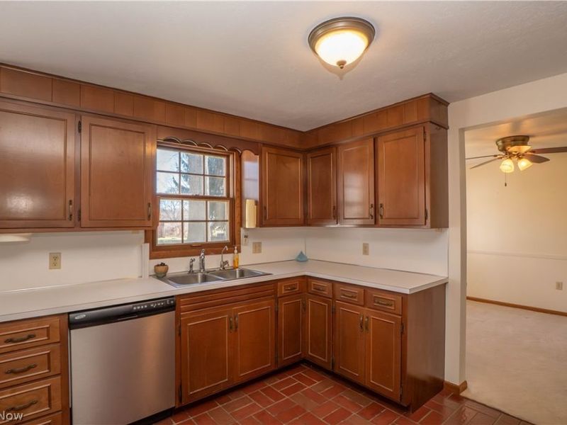 229 Rosanna Avenue , Strasburg, OH 44680 Photo 12