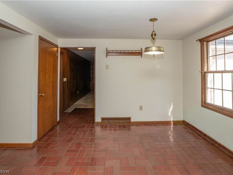 229 Rosanna Avenue , Strasburg, OH 44680 Photo 15