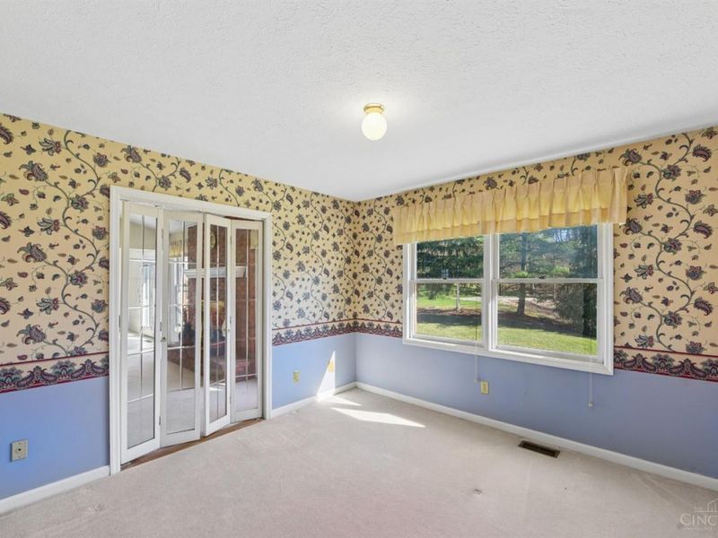 4467 Oakville Drive, Cincinnati, OH 45211 Photo 11