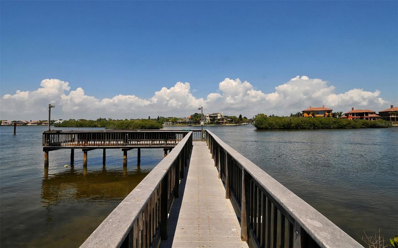 1200 East Peppertree Lane, Unit 302, Sarasota, FL 34242 Photo