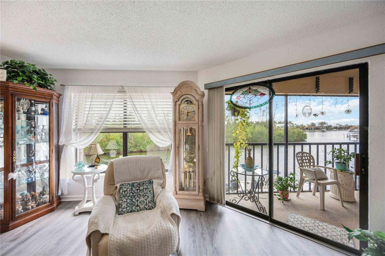 3256 White Ibis Court , Unit 324, Punta Gorda, FL 33950 Photo