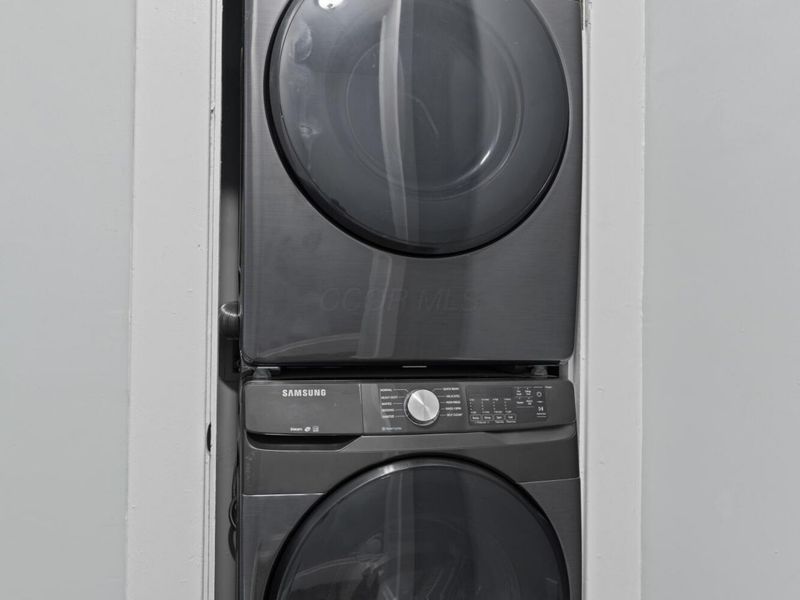 997 Oakwood Avenue , Columbus, OH 43206 Photo 18