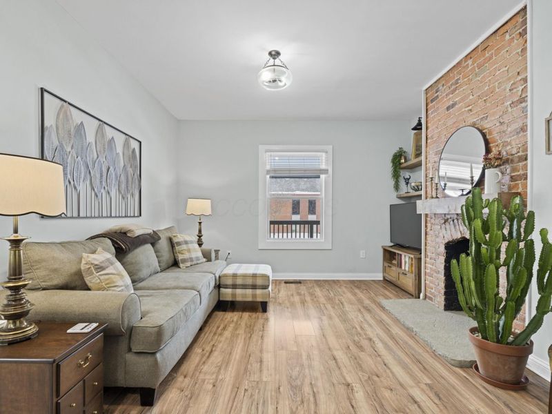 997 Oakwood Avenue , Columbus, OH 43206 Photo 5