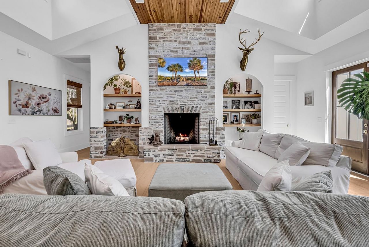 1282 Kings River Rd. Photo 11