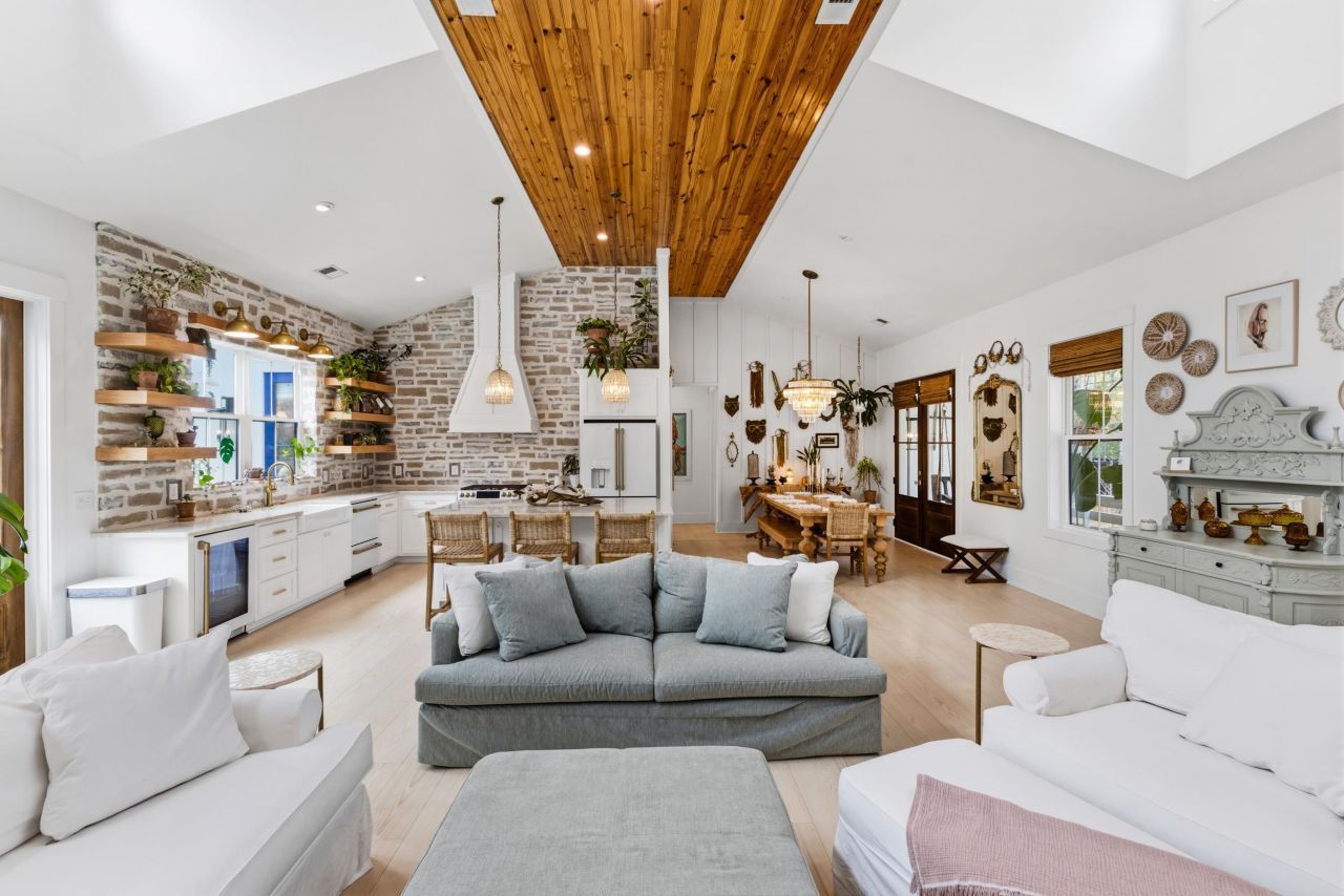 1282 Kings River Rd. Photo 13