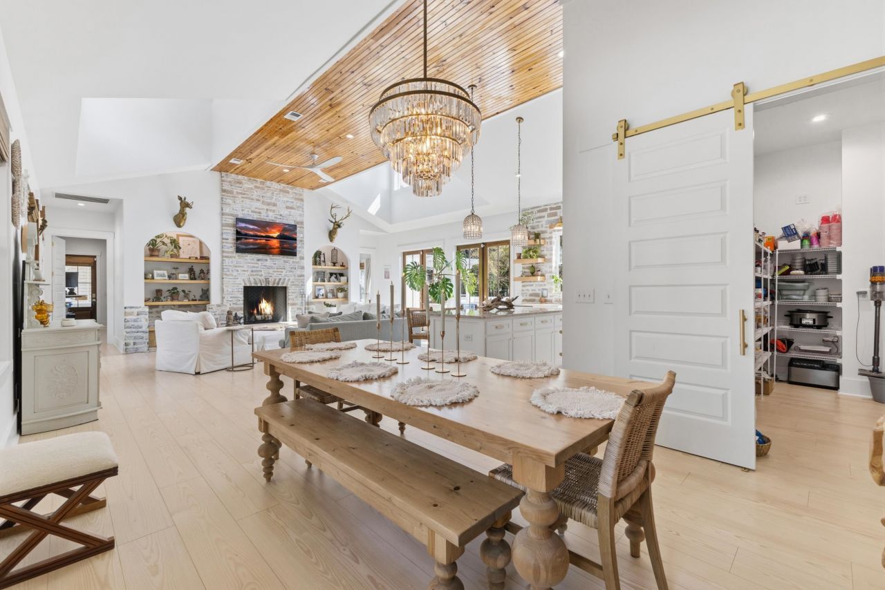 1282 Kings River Rd. Photo 21