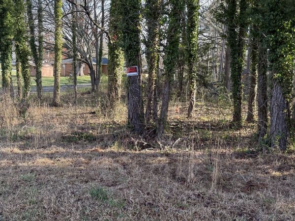 5666 Mcleod Street, Lula, GA 30554