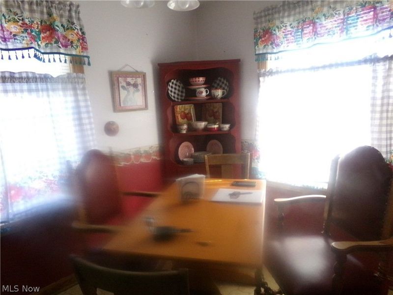 213 W Stewart Avenue, West Lafayette, OH 43845 Photo 8