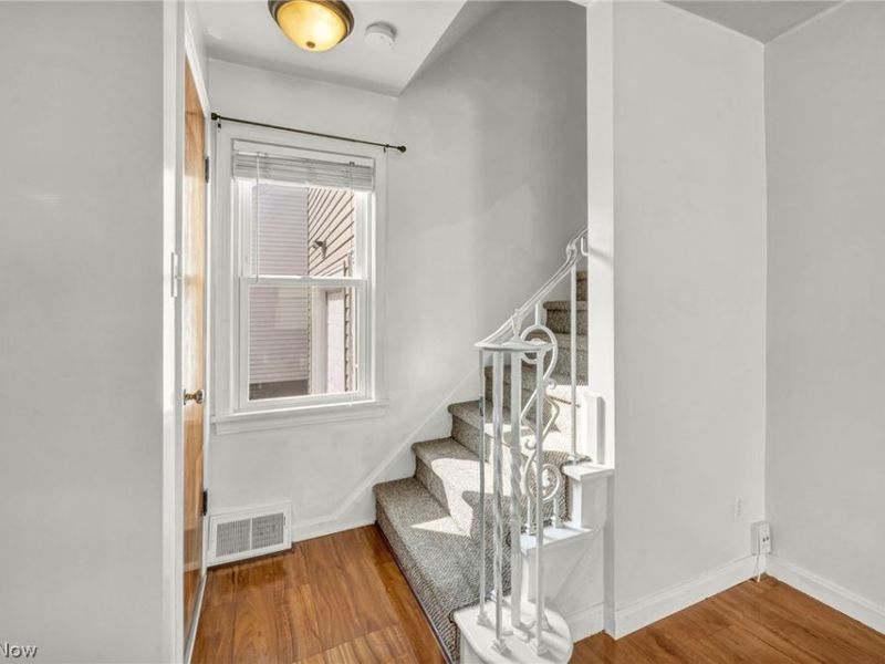 1931 Byrd Avenue, Cuyahoga Falls, OH 44223 Photo 7