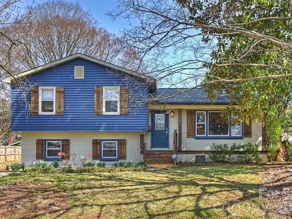 1941 Bentley Place, Charlotte, NC 28205