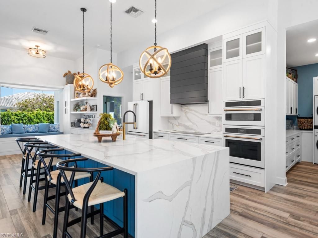 679 Seagrape Dr , Marco Island, FL 34145 Photo