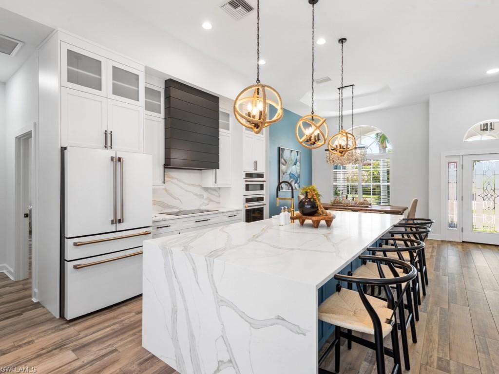 679 Seagrape Dr , Marco Island, FL 34145 Photo