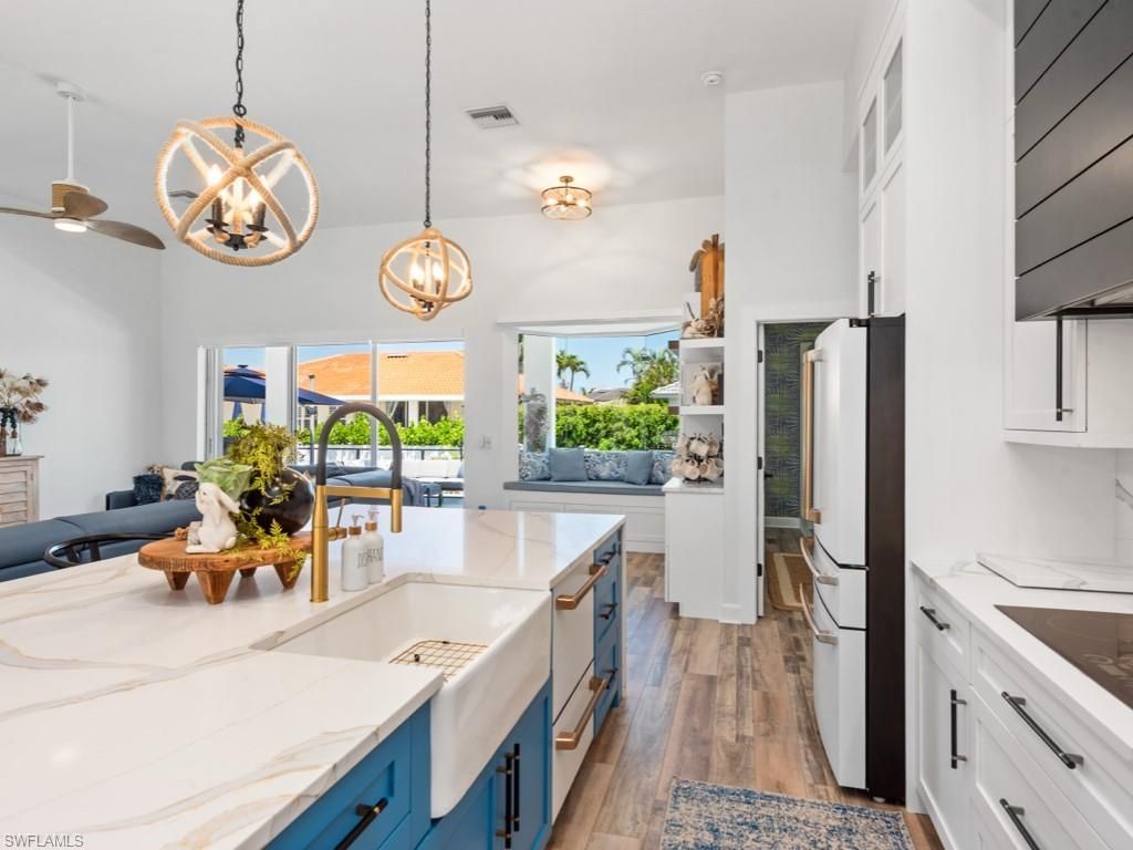 679 Seagrape Dr , Marco Island, FL 34145 Photo