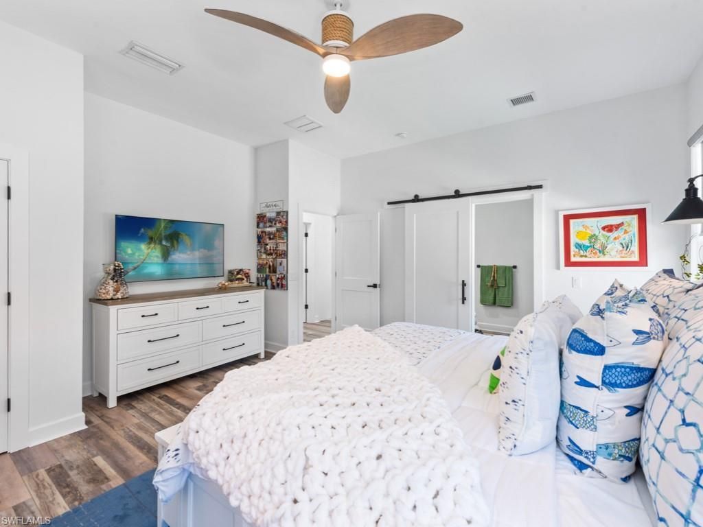 679 Seagrape Dr , Marco Island, FL 34145 Photo