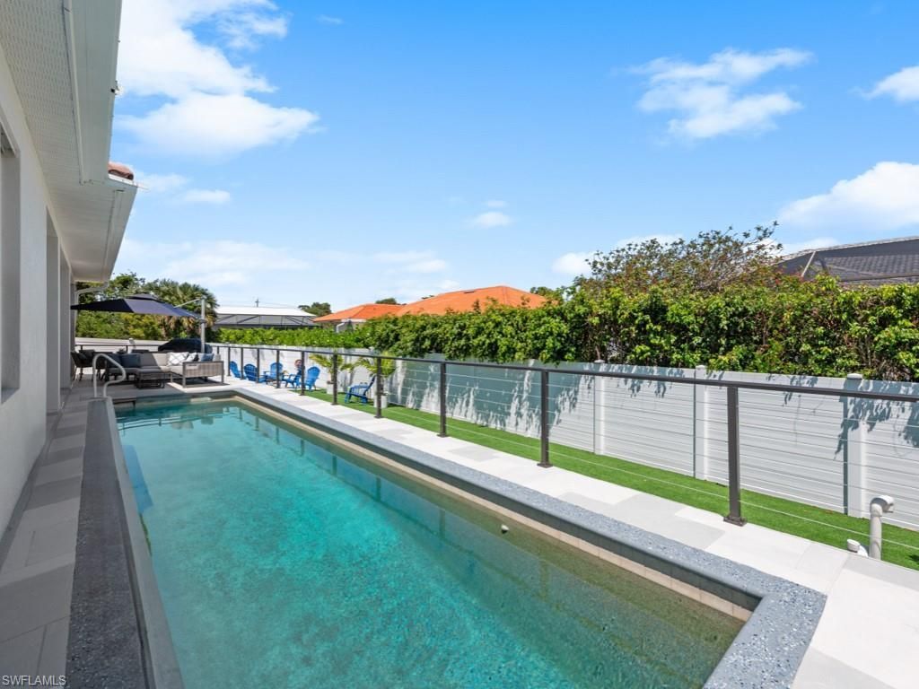 679 Seagrape Dr , Marco Island, FL 34145 Photo