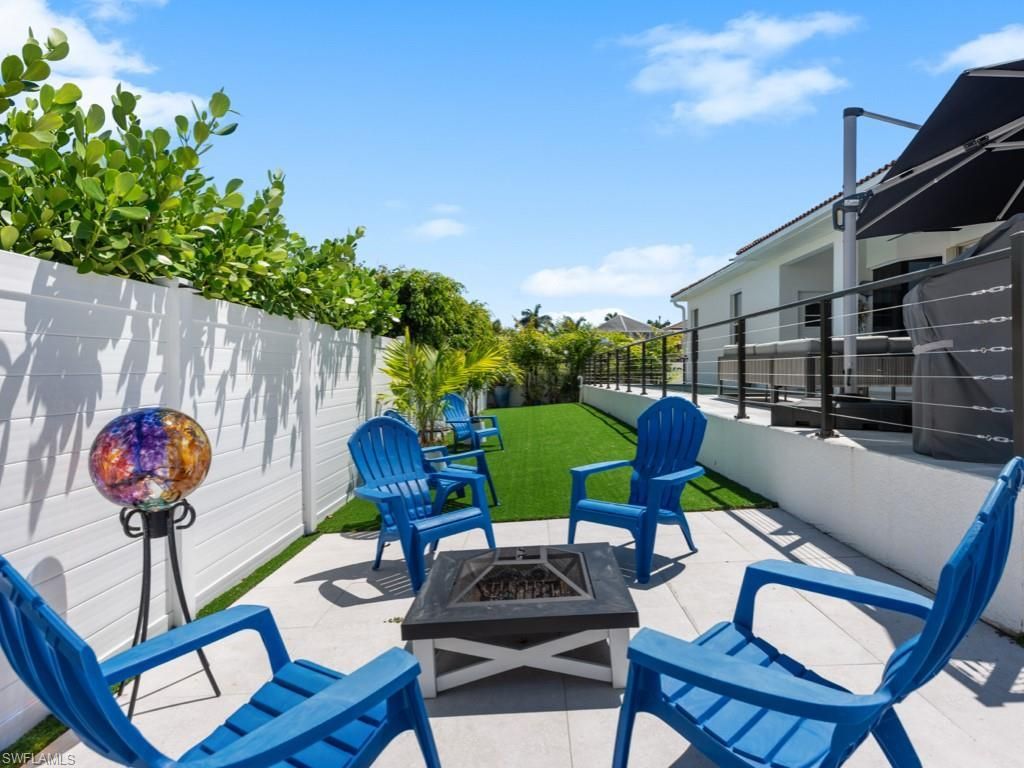 679 Seagrape Dr , Marco Island, FL 34145 Photo