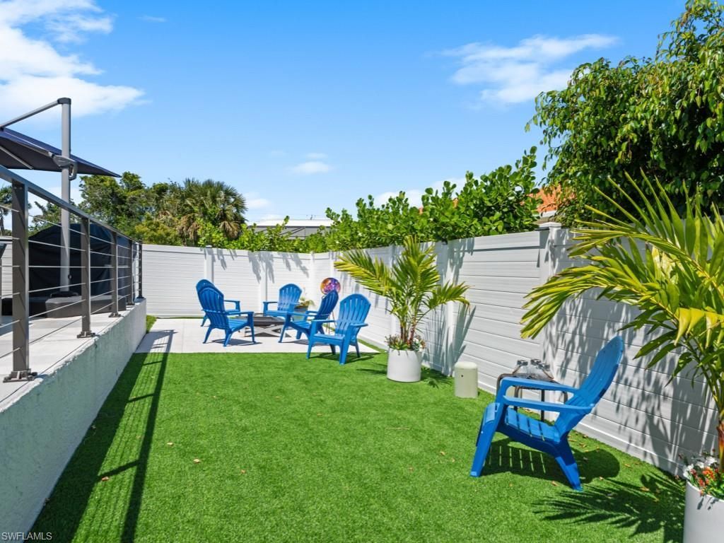 679 Seagrape Dr , Marco Island, FL 34145 Photo