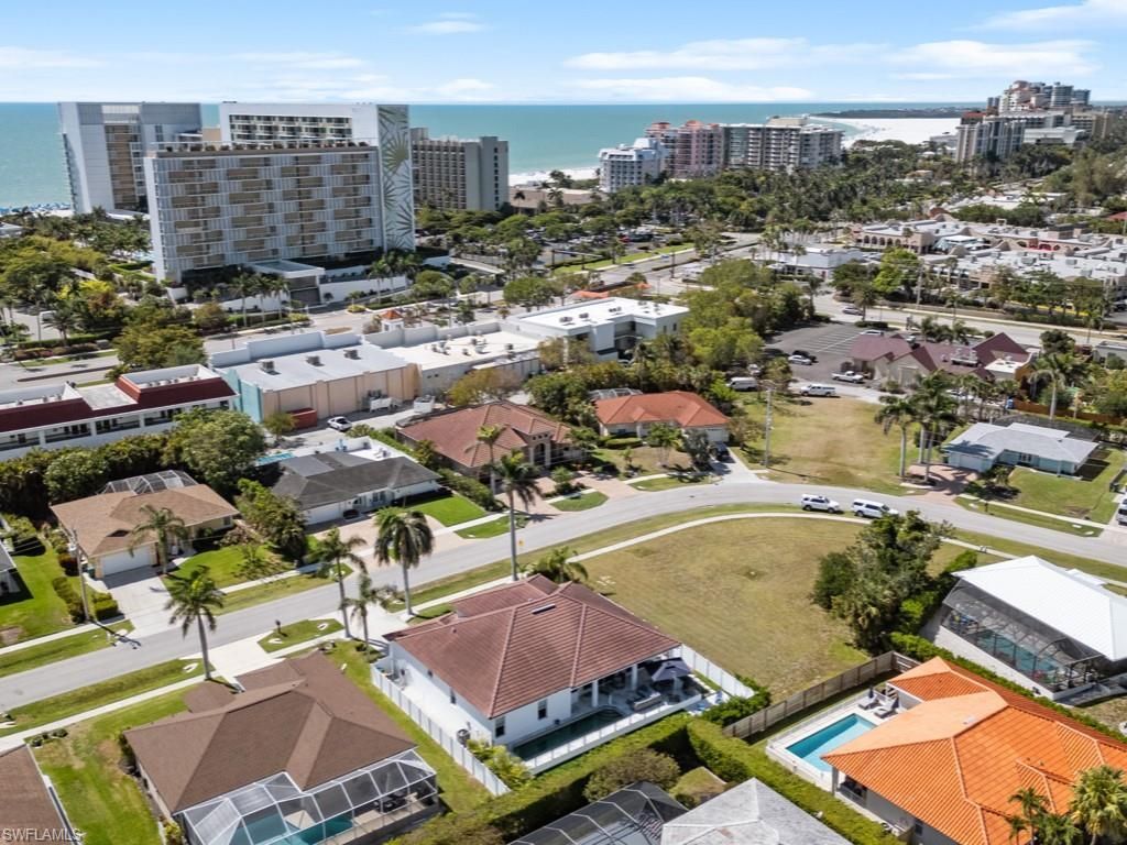 679 Seagrape Dr , Marco Island, FL 34145 Photo