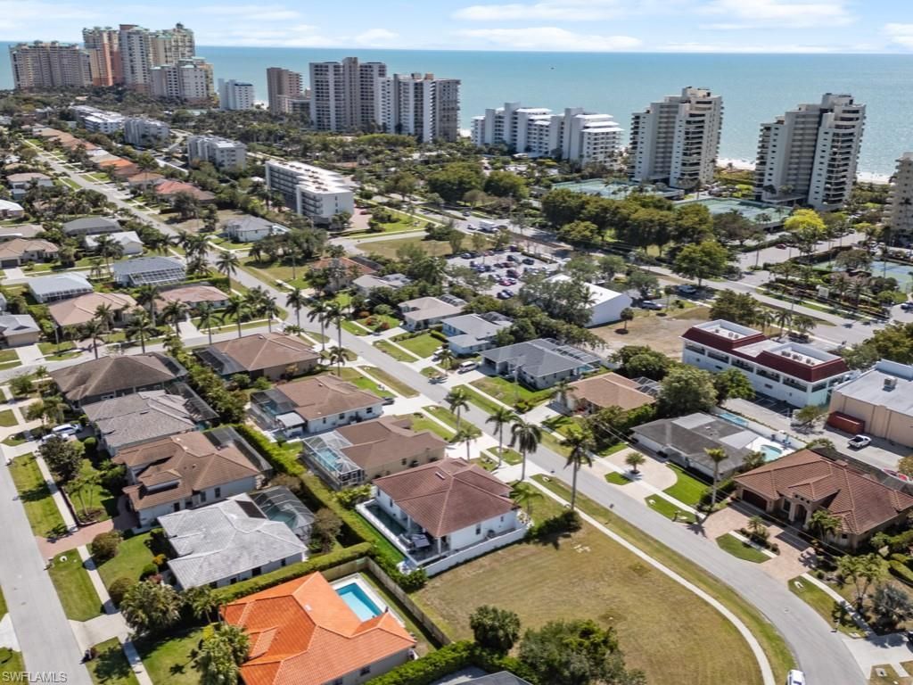 679 Seagrape Dr , Marco Island, FL 34145 Photo