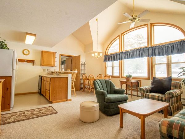 1646 Daniel Webster Highway, Unit 42, Woodstock, NH 03293