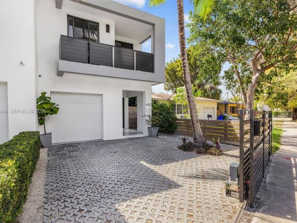 442 SW 15th Rd , Miami, FL 33129